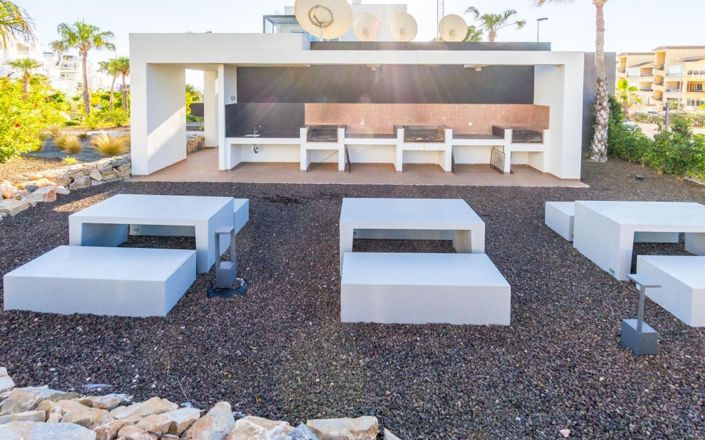 Image No.34-2 Bed Apartment for sale