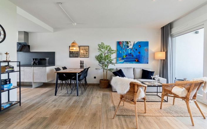 Image No.8-2 Bed Apartment for sale