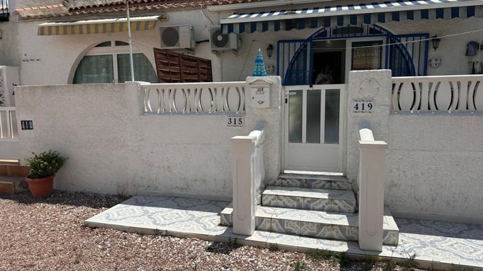Image No.1-Bungalow de 2 chambres à vendre à Torrevieja