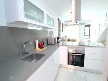 990721
