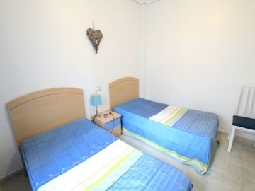 48895_charming_2_bed_top_floor_apartment_with_salt_lake_views_080425094925_img_1290