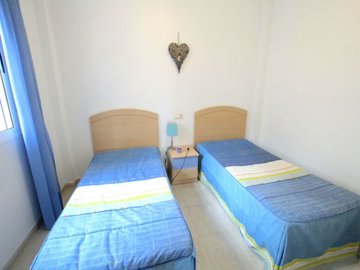 48895_charming_2_bed_top_floor_apartment_with_salt_lake_views_080425094925_img_1286