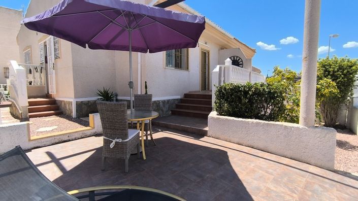 Image No.20-3 Bed Property for sale