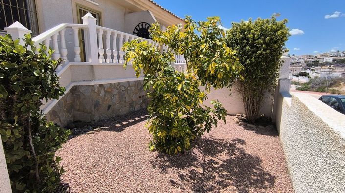 Image No.22-3 Bed Property for sale