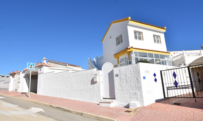 Image No.1-Villa de 4 chambres à vendre à Ciudad Quesada
