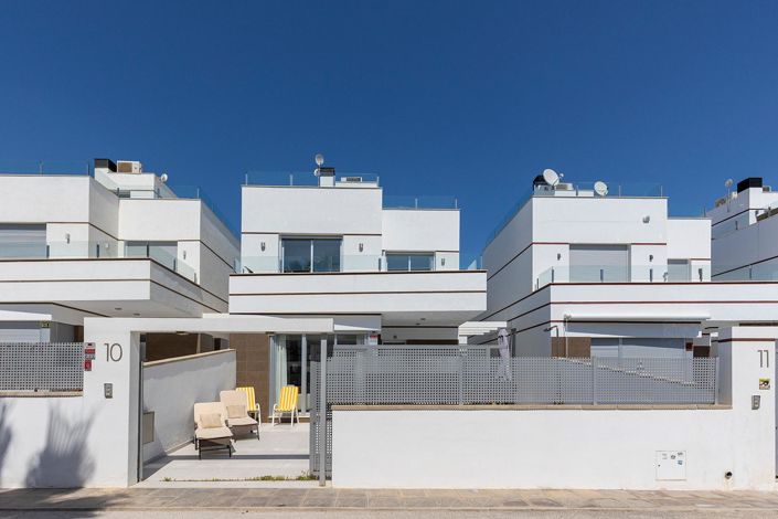 Image No.40-3 Bed Villa for sale