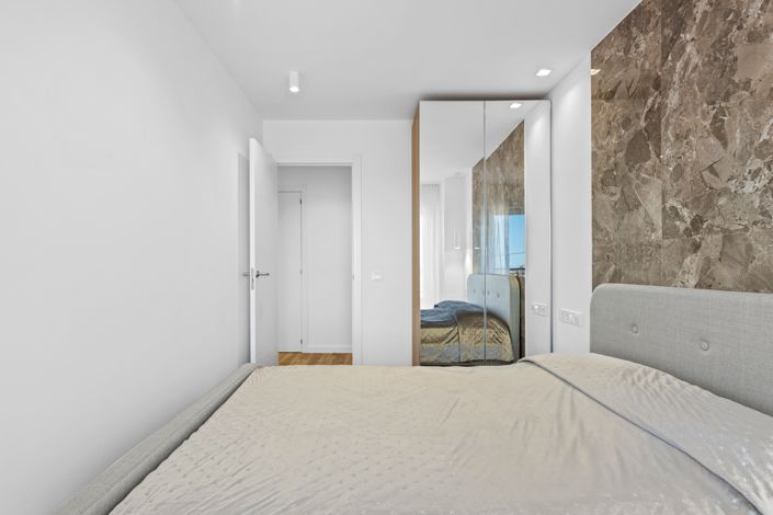 Image No.19-2 Bed Apartment for sale