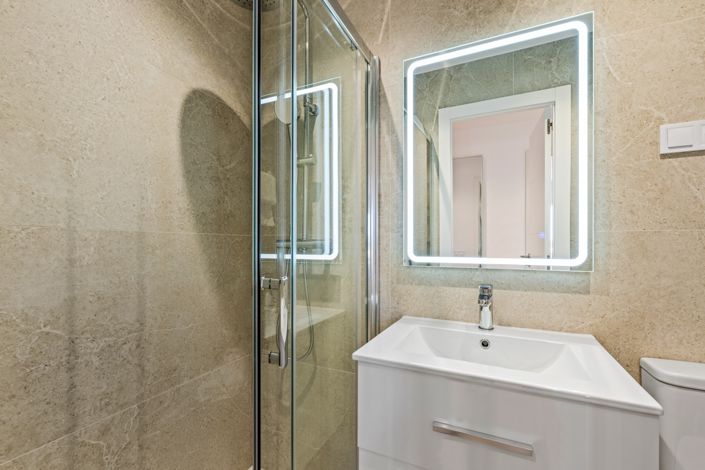 Image No.26-2 Bed Apartment for sale