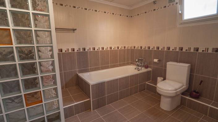 Image No.23-3 Bed Villa for sale