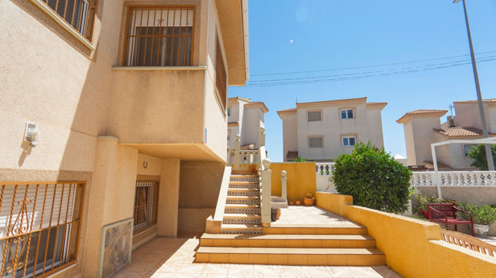 Image No.31-3 Bed Villa for sale