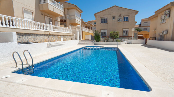 Image No.40-3 Bed Villa for sale