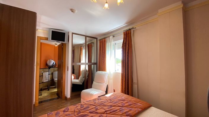 Image No.17-4 Bed Apartment for sale