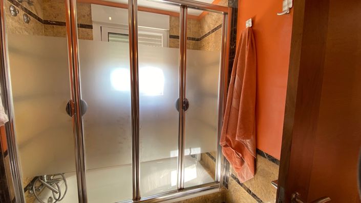 Image No.22-4 Bed Apartment for sale