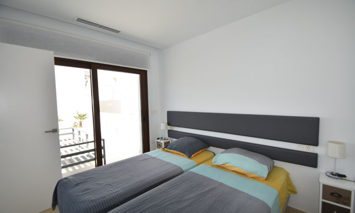 Image No.15-3 Bed Villa for sale