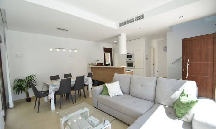 Image No.2-3 Bed Villa for sale