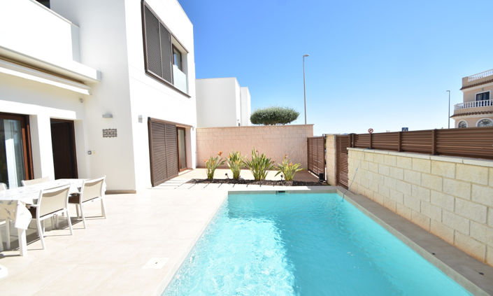 Image No.24-3 Bed Villa for sale