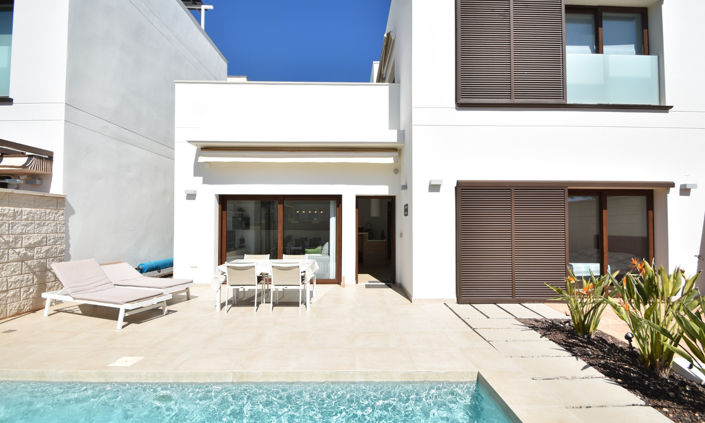 Image No.31-3 Bed Villa for sale