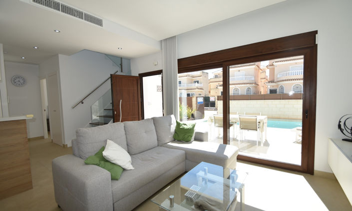 Image No.4-3 Bed Villa for sale