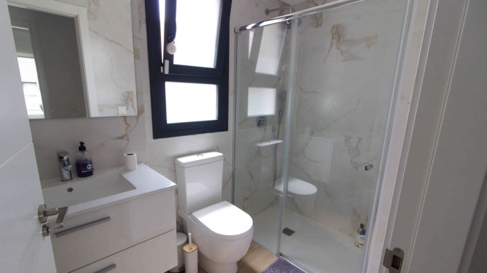 Image No.17-2 Bed Apartment for sale