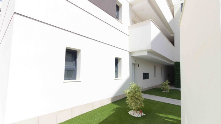 Image No.26-2 Bed Apartment for sale