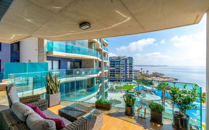 Image No.2-Appartement de 3 chambres à vendre à Punta Prima