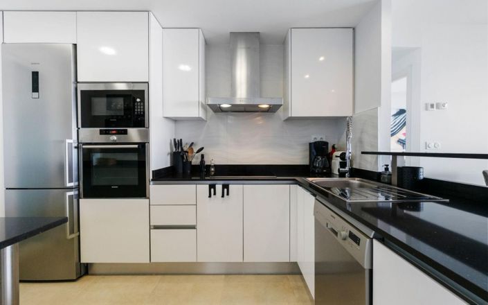 Image No.8-Appartement de 3 chambres à vendre à Punta Prima