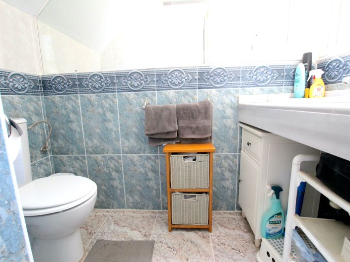 Image No.12-3 Bed Townhouse for sale