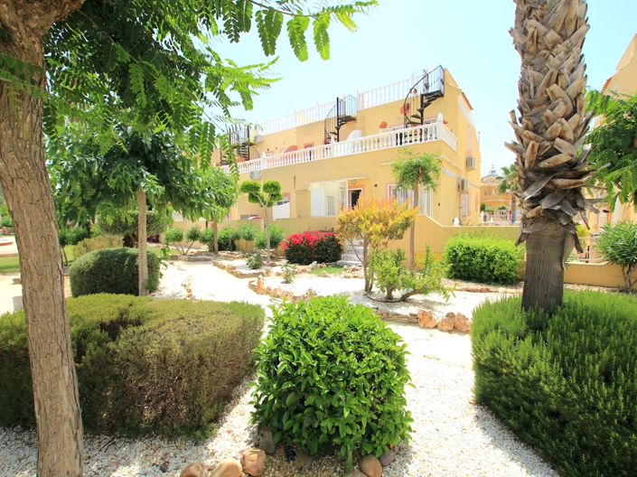 Image No.37-3 Bed Townhouse for sale