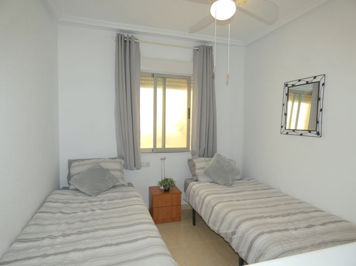 Image No.20-2 Bed Apartment for sale