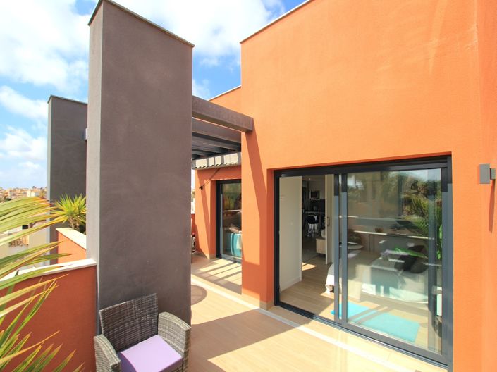 Image No.4-2 Bed Apartment for sale