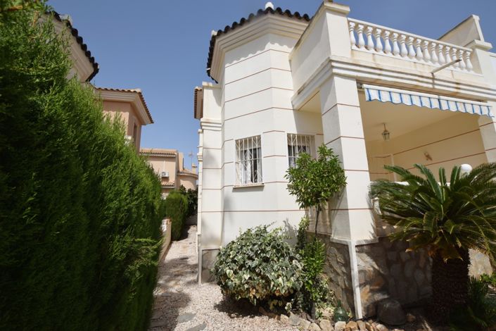 Image No.33-3 Bed Property for sale