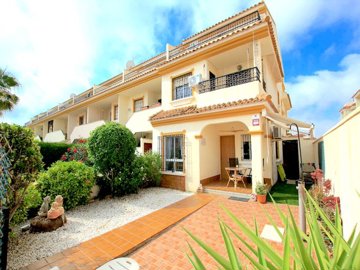 49032_wonderful_three_bedroom_end_townhouse_with_sea_views_060625140559_img_3810