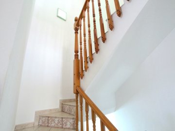 49032_wonderful_three_bedroom_end_townhouse_with_sea_views_060625140553_img_3763