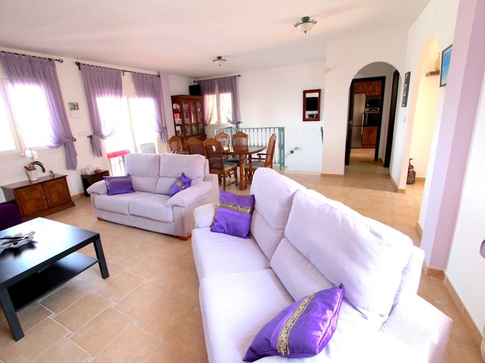 Image No.5-3 Bed Villa for sale