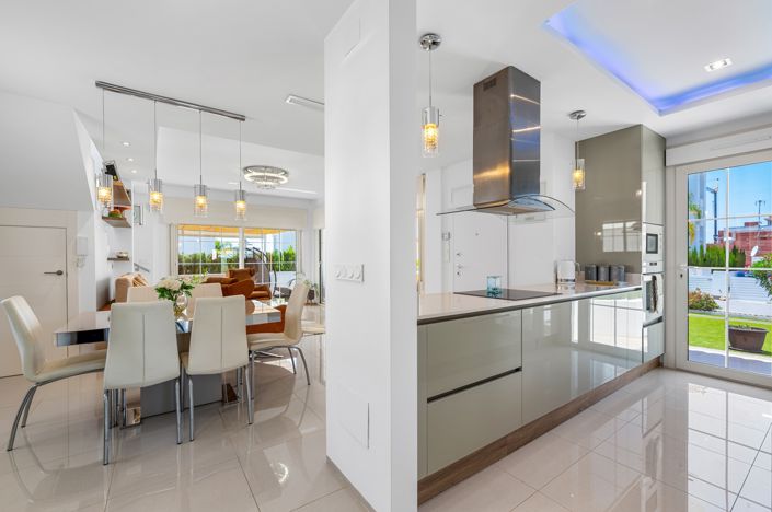 Image No.11-3 Bed Villa for sale