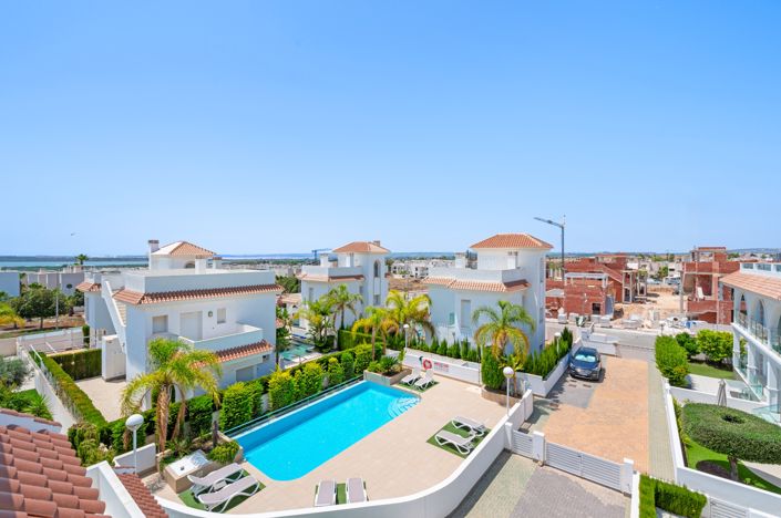 Image No.38-3 Bed Villa for sale