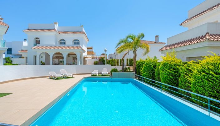 Image No.48-3 Bed Villa for sale