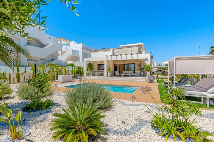 Image No.38-3 Bed Villa for sale