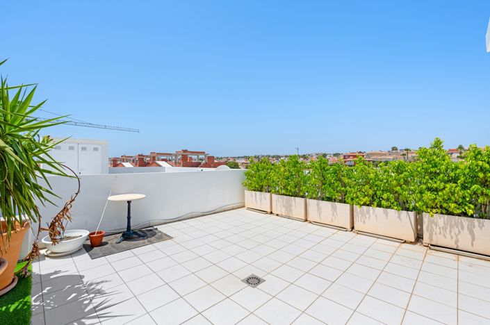 Image No.26-2 Bed Apartment for sale