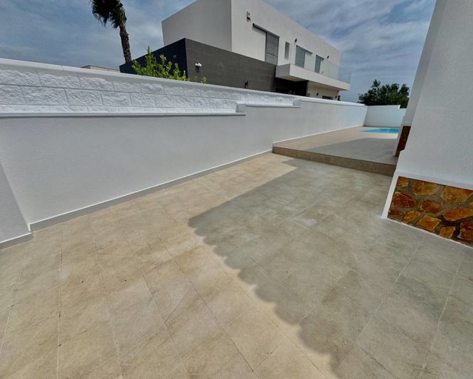 Image No.18-2 Bed Villa for sale