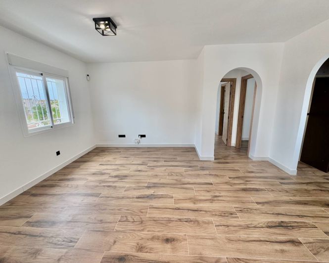 Image No.3-2 Bed Villa for sale