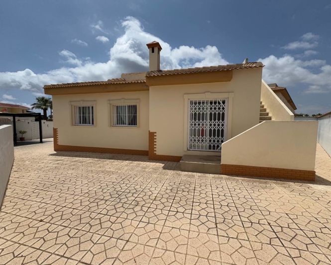 Image No.15-3 Bed Villa for sale