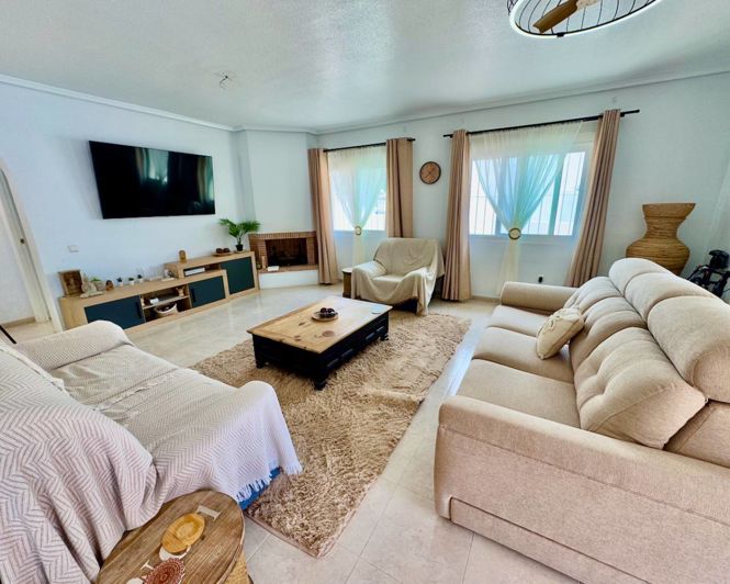 Image No.3-3 Bed Villa for sale