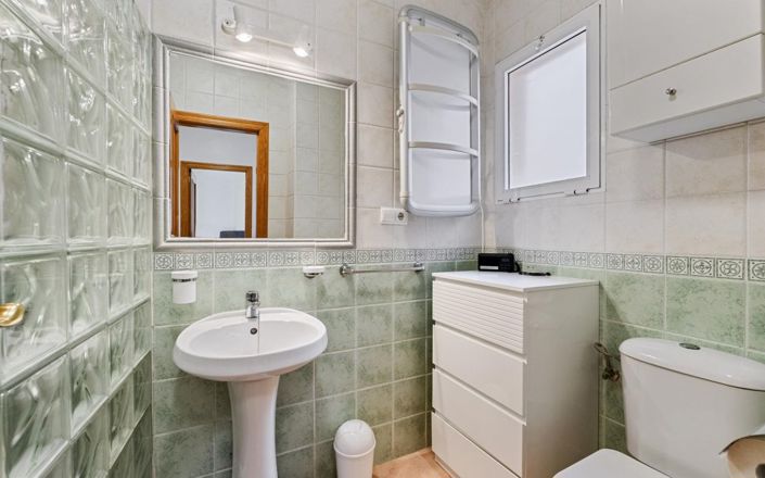 Image No.13-3 Bed Quad for sale