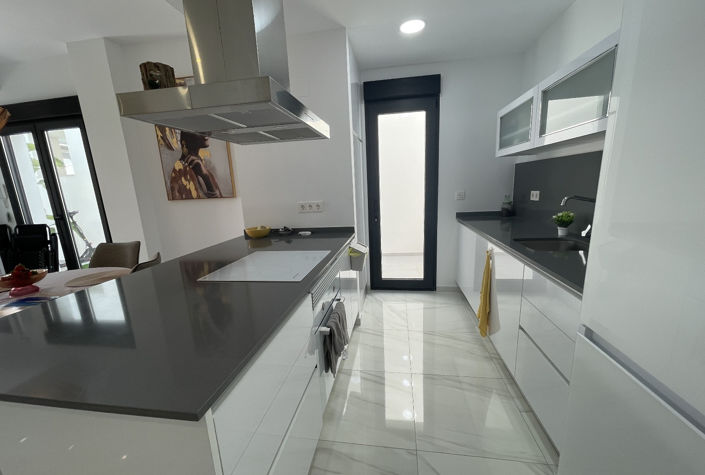 Image No.14-3 Bed Villa for sale