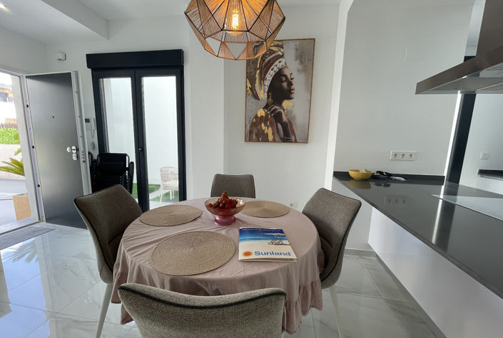 Image No.9-3 Bed Villa for sale