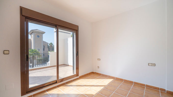 Image No.22-3 Bed Property for sale