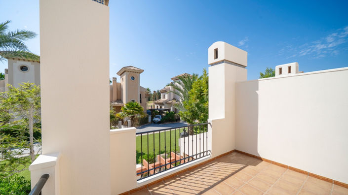 Image No.29-3 Bed Property for sale