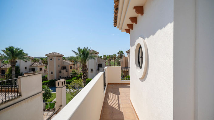 Image No.34-3 Bed Property for sale