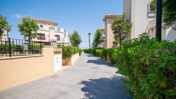 Image No.44-3 Bed Property for sale